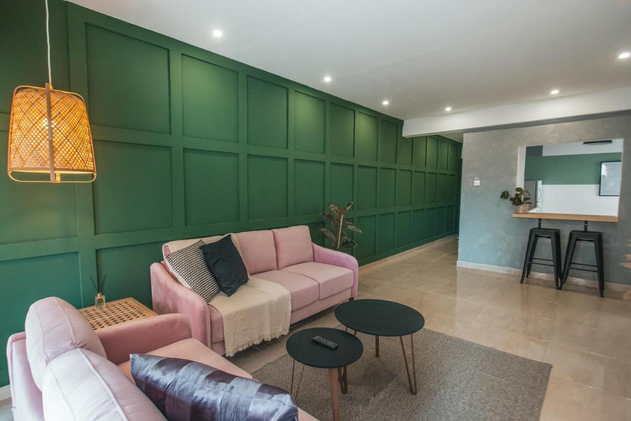 The Green Apartment Ларнака Экстерьер фото